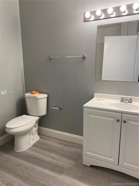 Undisclosed, Hialeah, FL 33012 photo 10
