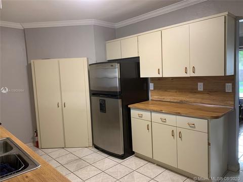 Undisclosed, Hialeah, FL 33012 photo 7