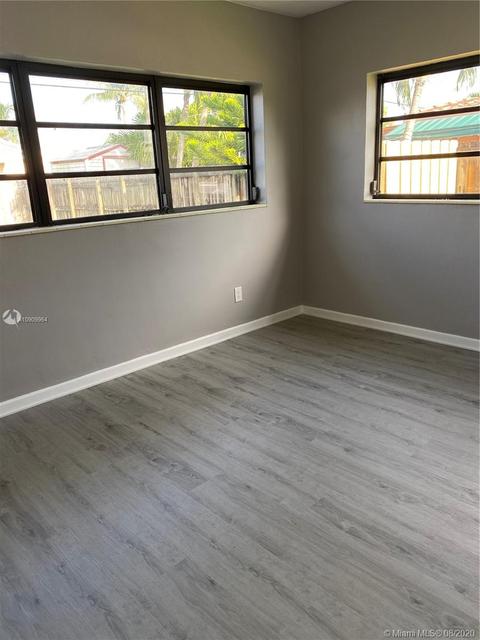 Undisclosed, Hialeah, FL 33012 photo 12