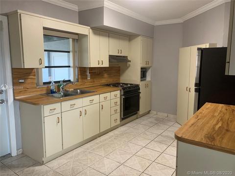 Undisclosed, Hialeah, FL 33012 photo 6