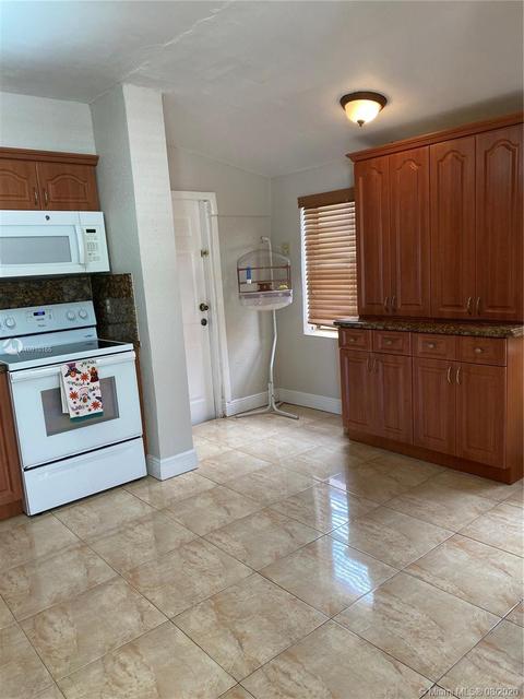 258 W 19th St, Hialeah, FL 33010 photo 10