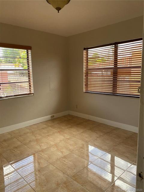258 W 19th St, Hialeah, FL 33010 photo 12