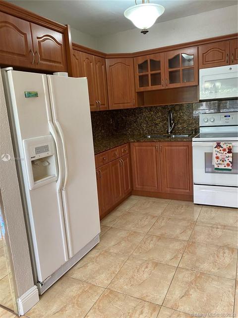 258 W 19th St, Hialeah, FL 33010 photo 8