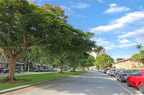 20 Alhambra Cir #6, Coral Gables, FL 33134 photo 21