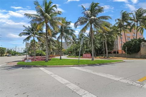 20 Alhambra Cir #6, Coral Gables, FL 33134 photo 16