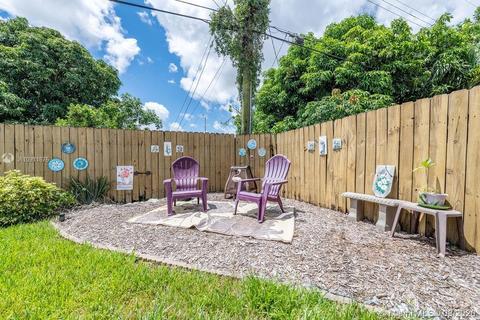 660 W 73rd Pl, Hialeah, FL 33014 photo 23