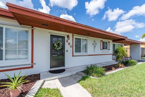 660 W 73rd Pl, Hialeah, FL 33014 photo 4