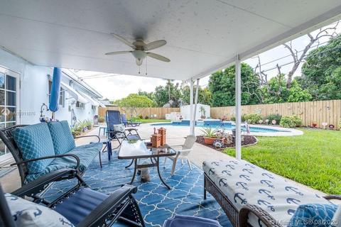 660 W 73rd Pl, Hialeah, FL 33014 photo 25