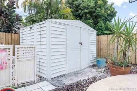 660 W 73rd Pl, Hialeah, FL 33014 photo 27