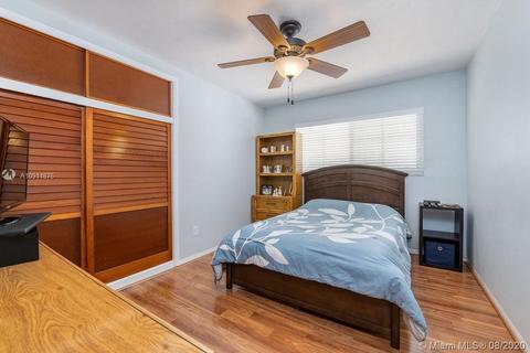 660 W 73rd Pl, Hialeah, FL 33014 photo 12
