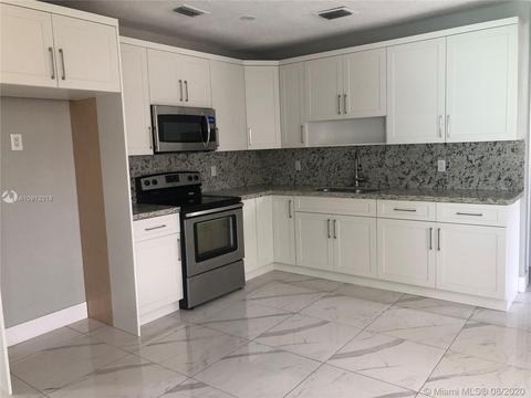 921 E 39th Pl, Hialeah, FL 33013 photo 7