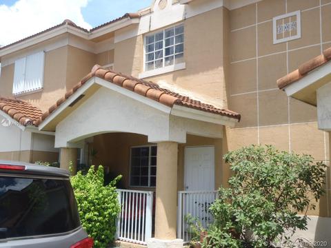 309 E 3rd St #2, Hialeah, FL 33010 photo 2