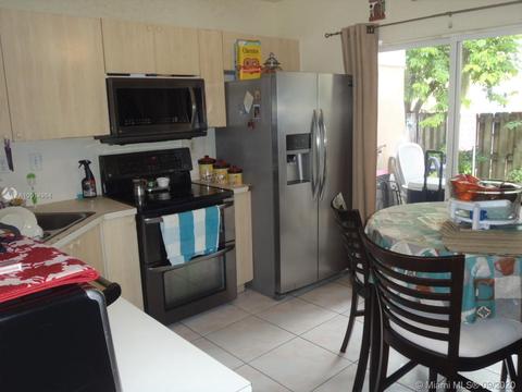 309 E 3rd St #2, Hialeah, FL 33010 photo 3