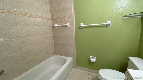 355 E 4th St #204, Hialeah, FL 33010 photo 11