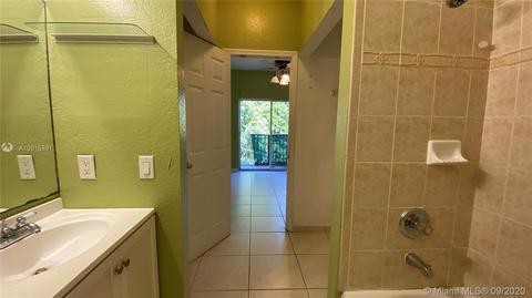 355 E 4th St #204, Hialeah, FL 33010 photo 13