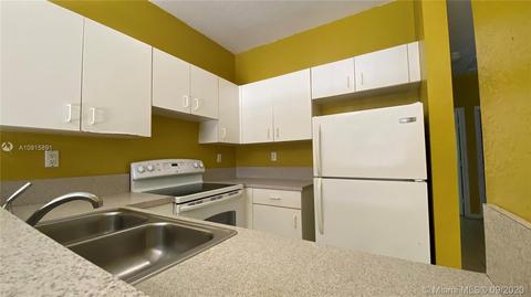 355 E 4th St #204, Hialeah, FL 33010 photo 4