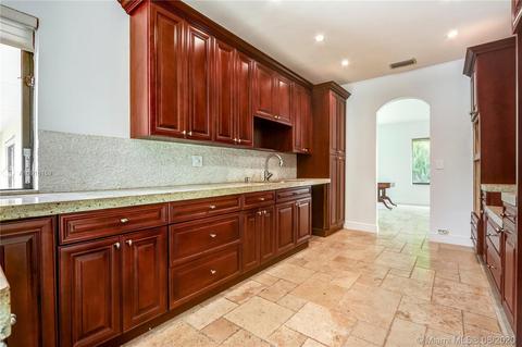 8490 Dundee Ter, Miami Lakes, FL 33016 photo 6