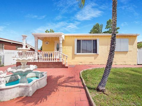 175 E 51st Pl, Hialeah, FL 33013 photo 2