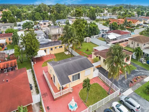 175 E 51st Pl, Hialeah, FL 33013 photo 1