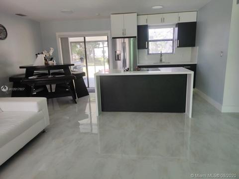 21 E 52nd Pl, Hialeah, FL 33013 photo 9