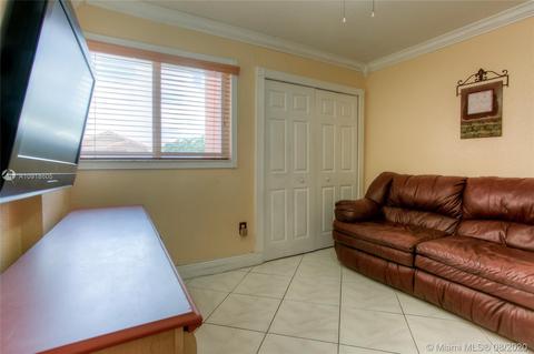 Undisclosed, Hialeah, FL 33016 photo 13