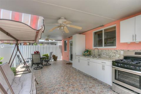 Undisclosed, Hialeah, FL 33016 photo 14