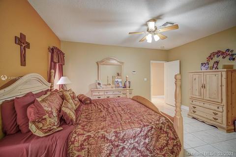 8533 NW 164th St, Miami Lakes, FL 33016 photo 31