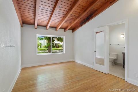 641 Navarre Ave, Coral Gables, FL 33134 photo 9
