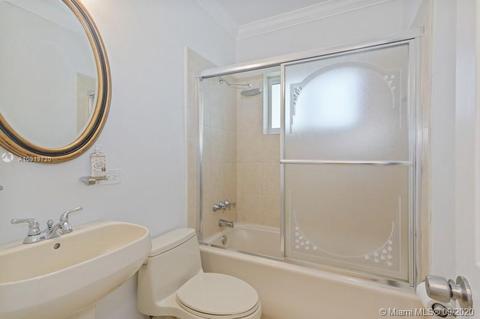 641 Navarre Ave, Coral Gables, FL 33134 photo 12