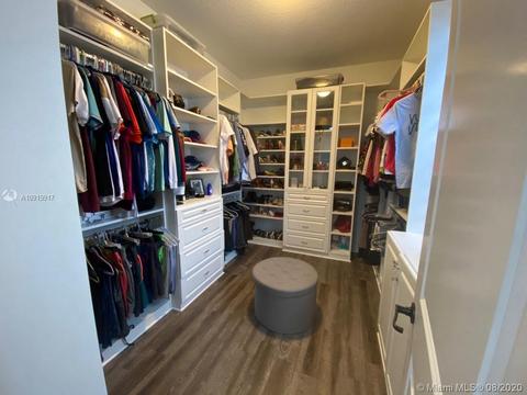 3214 W 96th Pl, Hialeah, FL 33018 photo 12