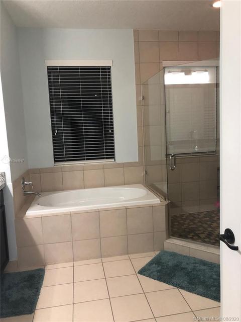 3214 W 96th Pl, Hialeah, FL 33018 photo 14