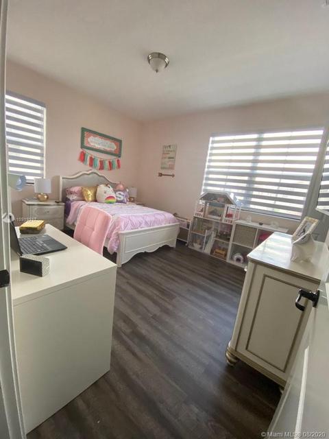 3214 W 96th Pl, Hialeah, FL 33018 photo 15