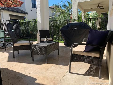3214 W 96th Pl, Hialeah, FL 33018 photo 25