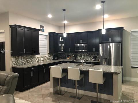 3214 W 96th Pl, Hialeah, FL 33018 photo 7
