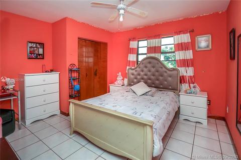 640 E 9th Ct, Hialeah, FL 33010 photo 21