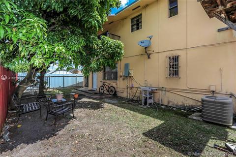 640 E 9th Ct, Hialeah, FL 33010 photo 30