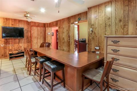 640 E 9th Ct, Hialeah, FL 33010 photo 9