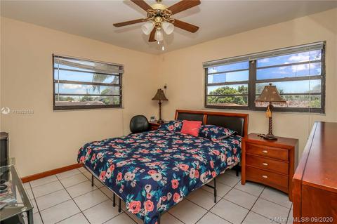 640 E 9th Ct, Hialeah, FL 33010 photo 22