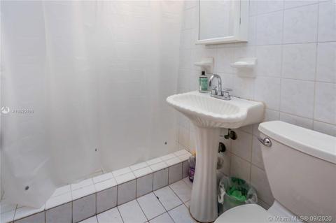 640 E 9th Ct, Hialeah, FL 33010 photo 14