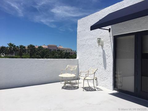 135 Enid Dr #18, Key Biscayne, FL 33149 photo 22