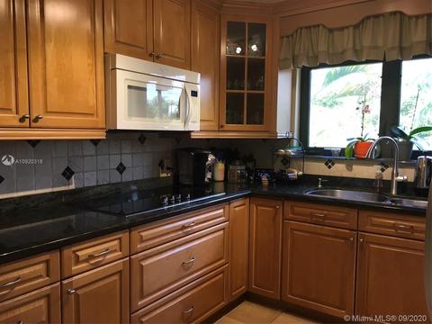 135 Enid Dr #18, Key Biscayne, FL 33149 photo 7