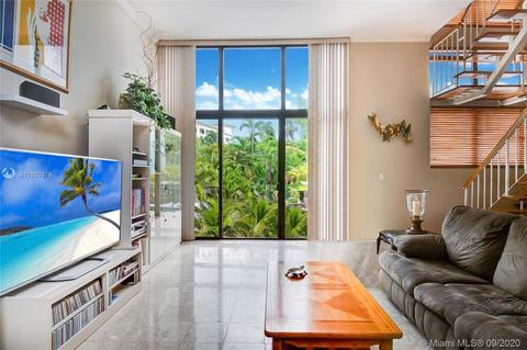 135 Enid Dr #18, Key Biscayne, FL 33149 photo 1
