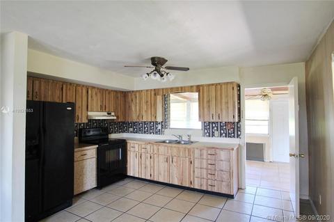 1137 4th St, Okeechobee, FL 34974 photo 6