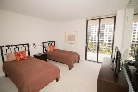520 Brickell Key Dr #A806, Miami, FL 33131 photo 15