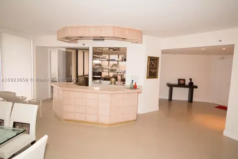 520 Brickell Key Dr #A806, Miami, FL 33131 photo 21