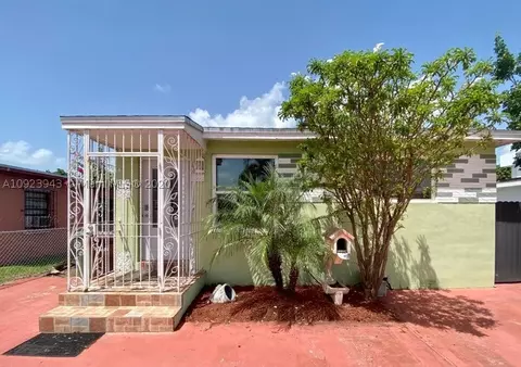 727 E 41st St, Hialeah, FL 33013 photo 1