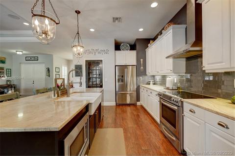 601 SW Timber Trl, Stuart, FL 34997 photo 5
