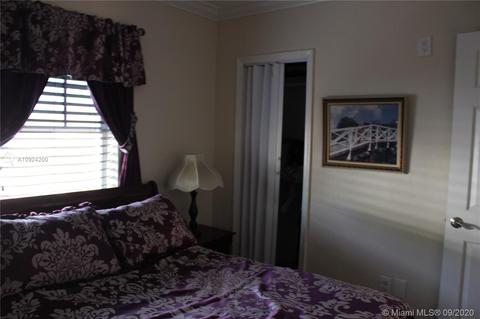 911 E 52nd St, Hialeah, FL 33013 photo 7