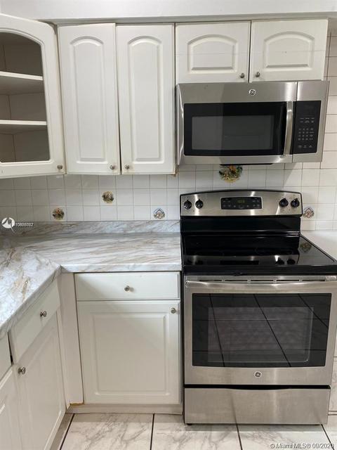 417 E 18th St, Hialeah, FL 33013 photo 4