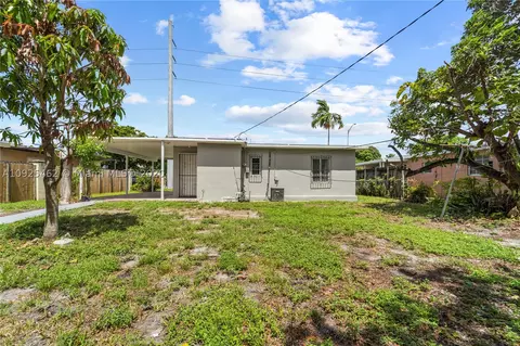 820 E 17th St, Hialeah, FL 33010 photo 14